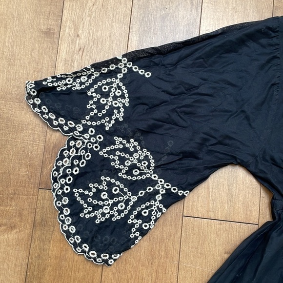 Seafolly swim beach coverup black elastic waist embroidery sleeves and trim sz M - Picture 5 of 13